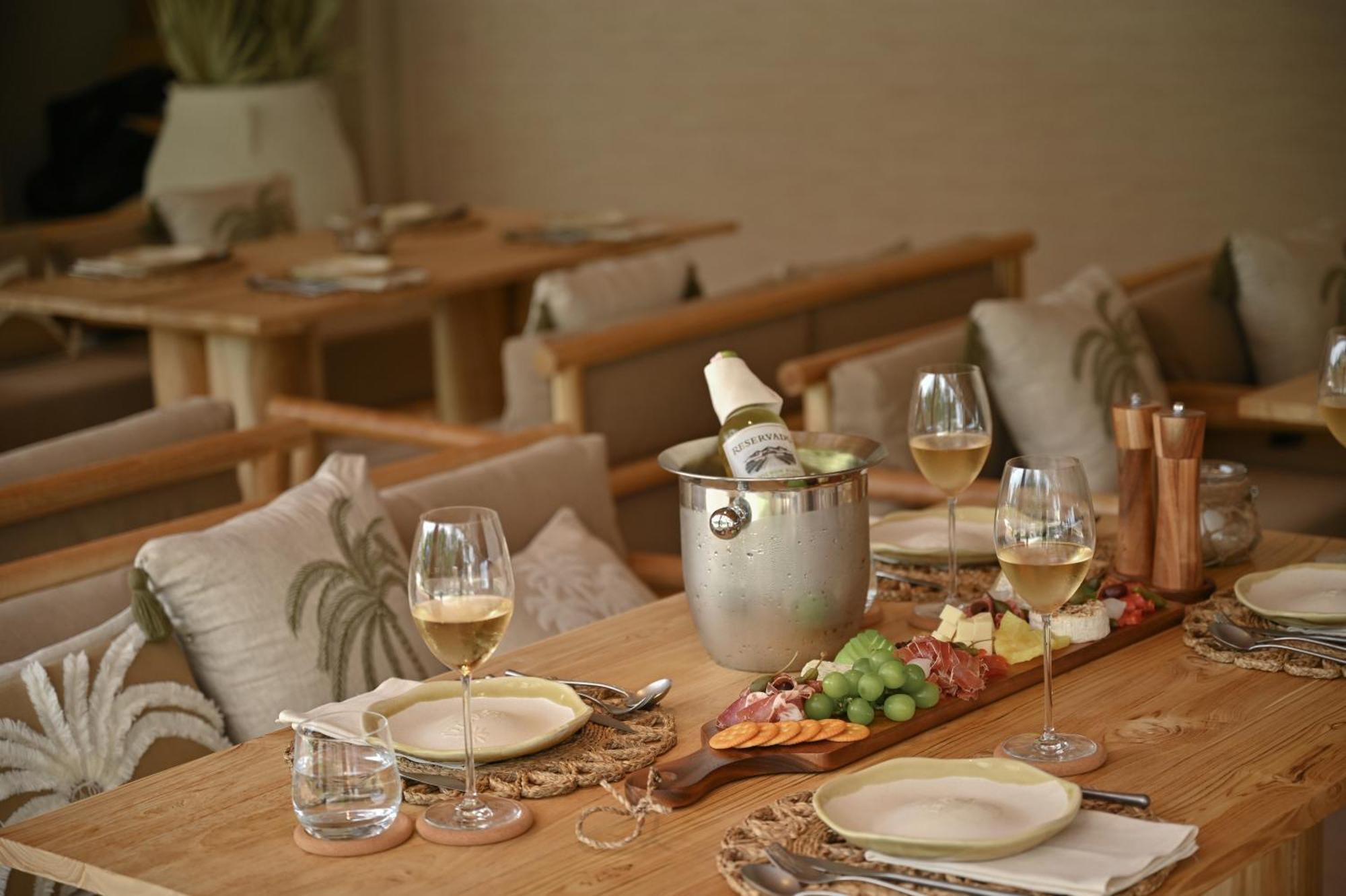Arinara Beach Resort Phuket - Sha Extra Plus Plaja Bang Tao Exterior foto